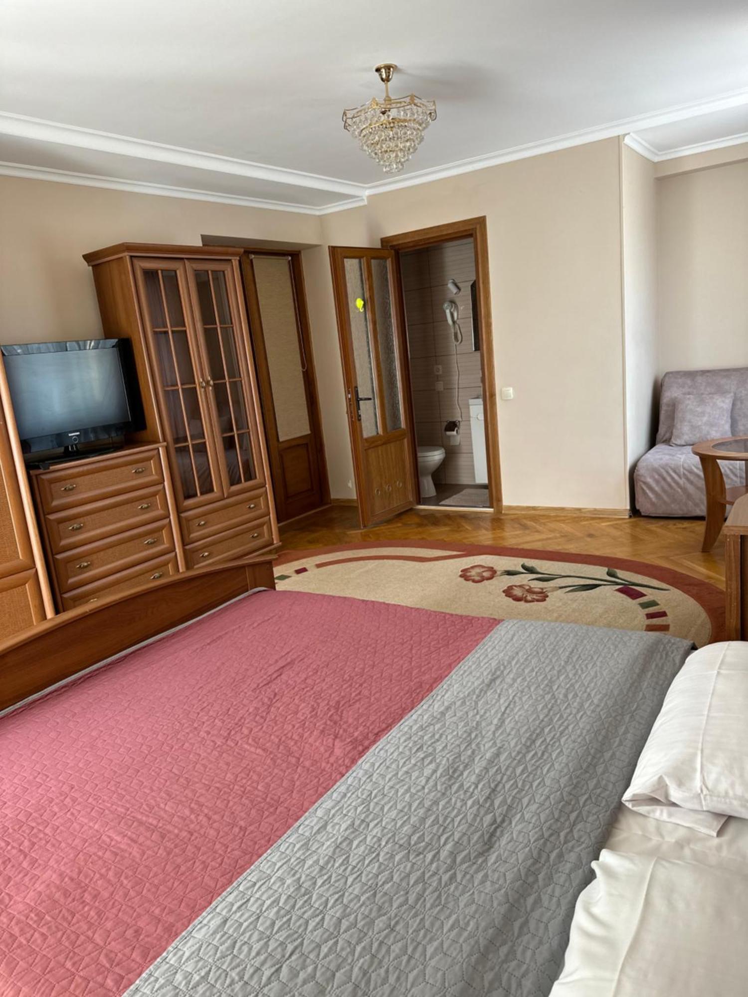 Celebrity Vila Kamianets-Podilskyi Exterior foto
